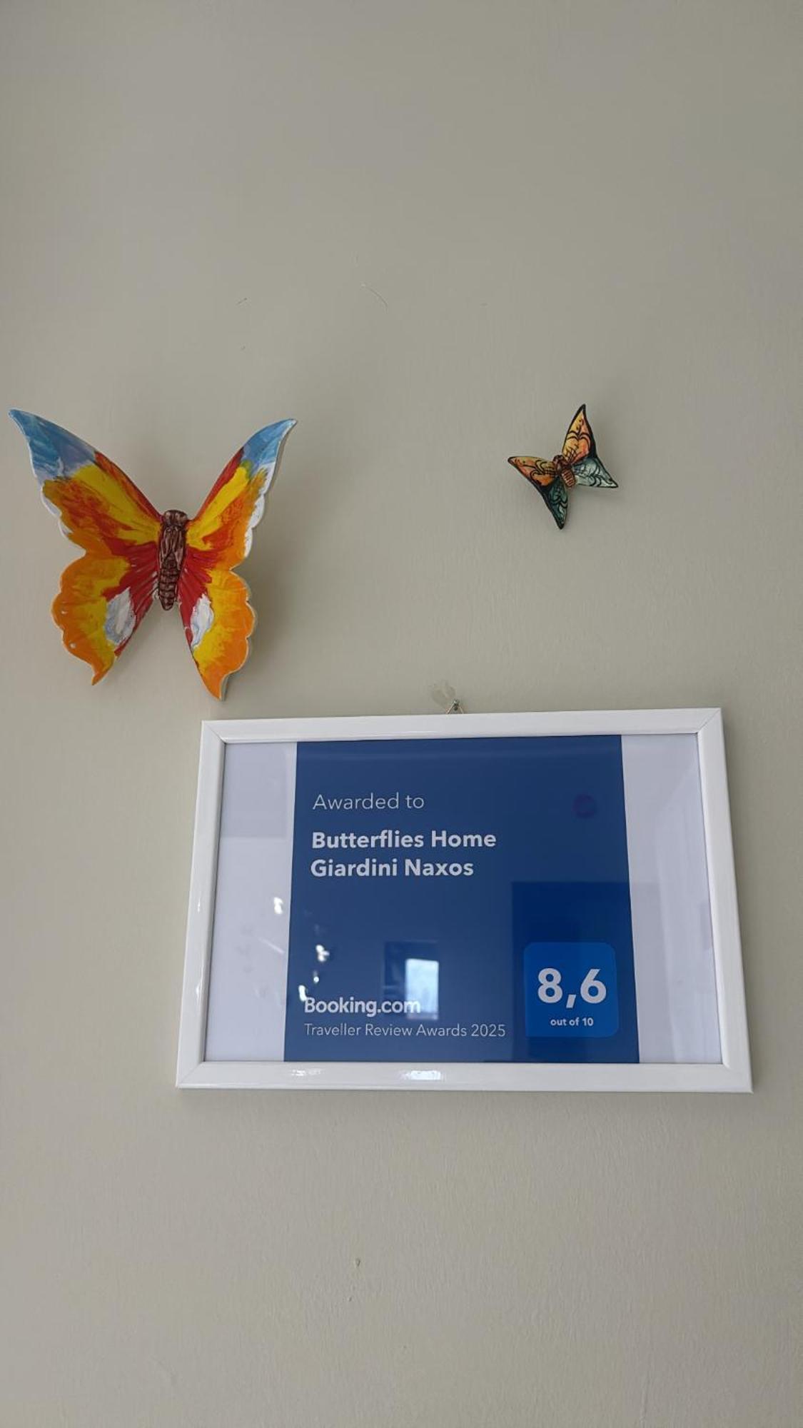 Appartamento Giardini Naxos Butterflies Home Schiso Ngoại thất bức ảnh